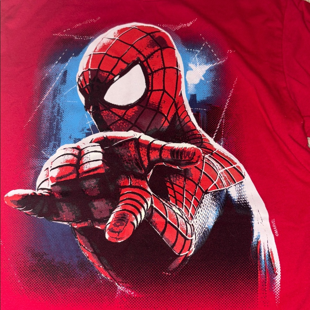 NWOT SPIDER-MAN 2 
Long Sleeve Shirt Size M-8